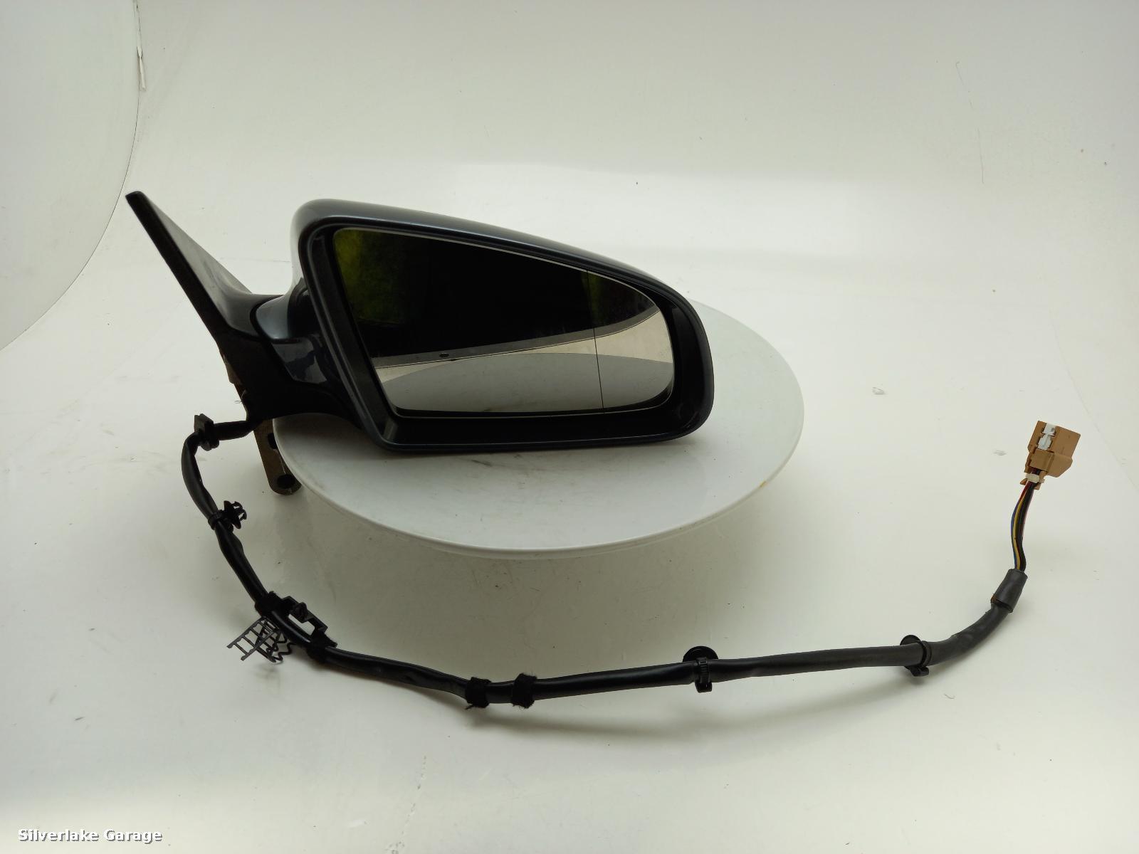 View Auto part R Door Mirror AUDI A4 2006