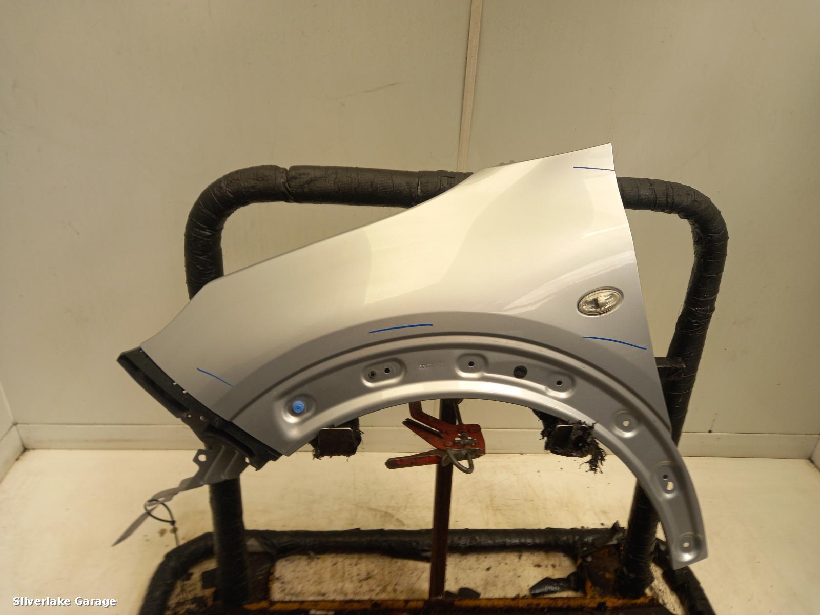 View Auto part L Wing CITROEN C4 CACTUS 2015