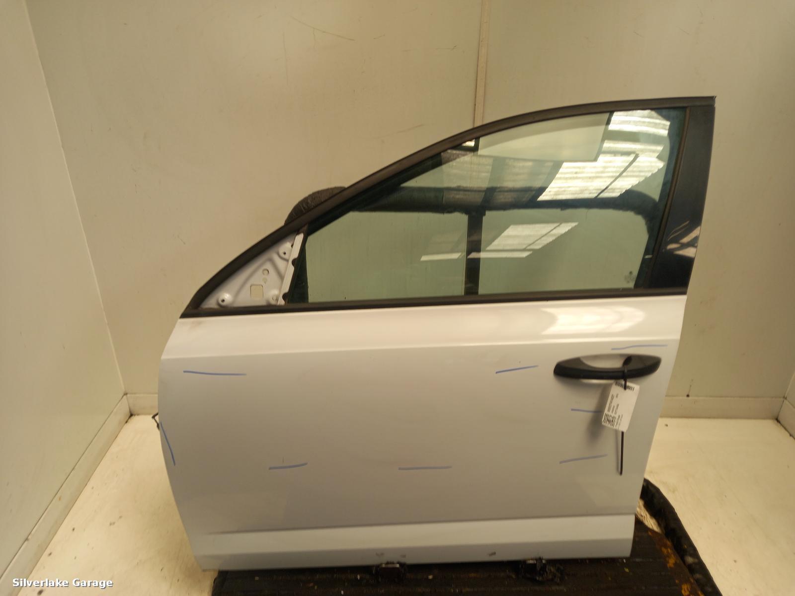 View Auto part L Front Door SKODA OCTAVIA 2015