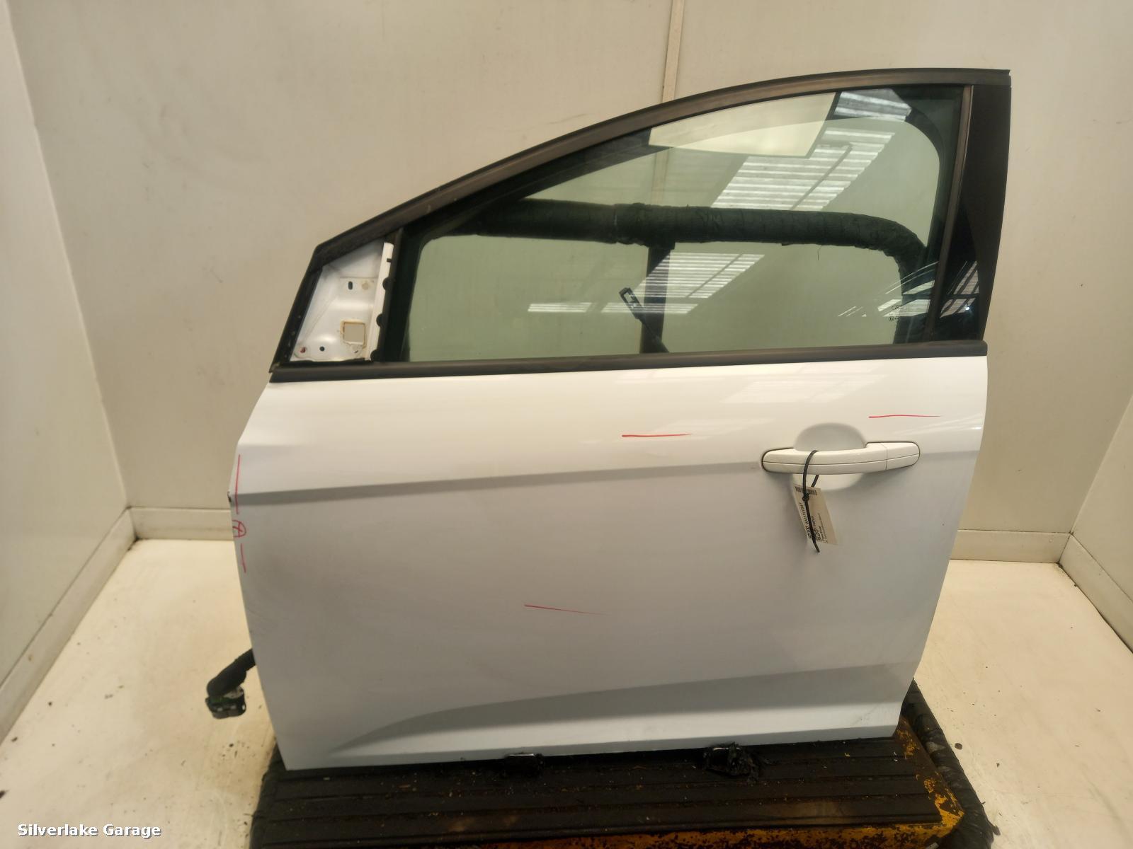 View Auto part L Front Door FORD FOCUS 2017