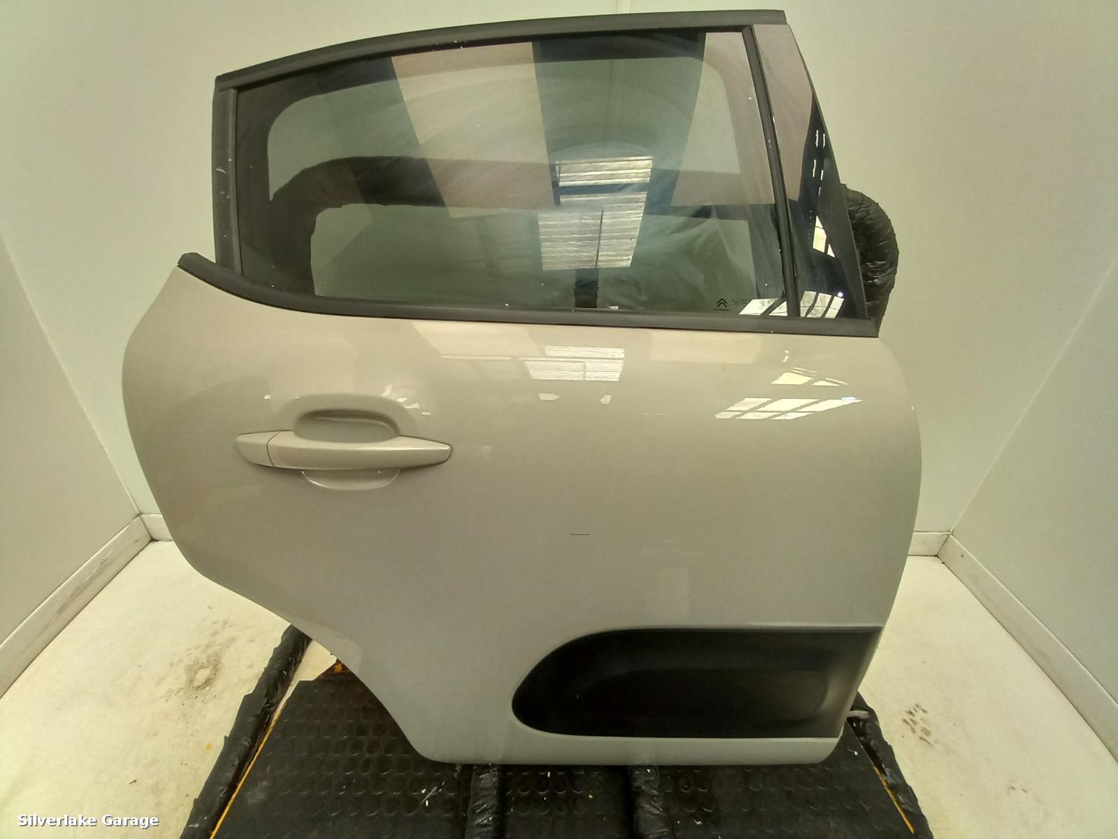 View Auto part R Rear Door CITROEN C3 2023