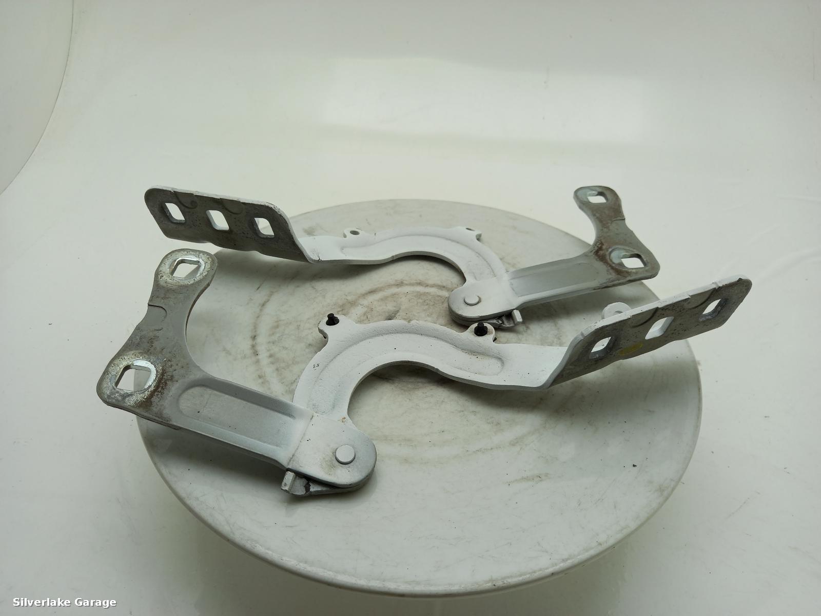 View Auto part Bonnet Hinge FORD FIESTA 2018
