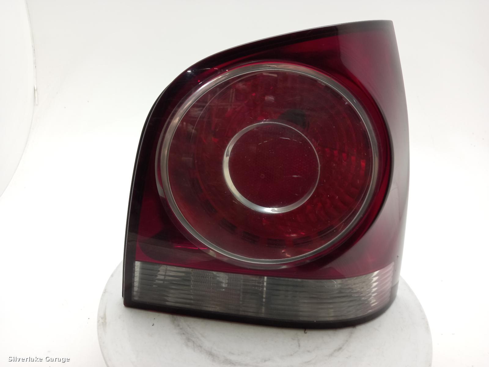 View Auto part R Taillight VOLKSWAGEN POLO 2007
