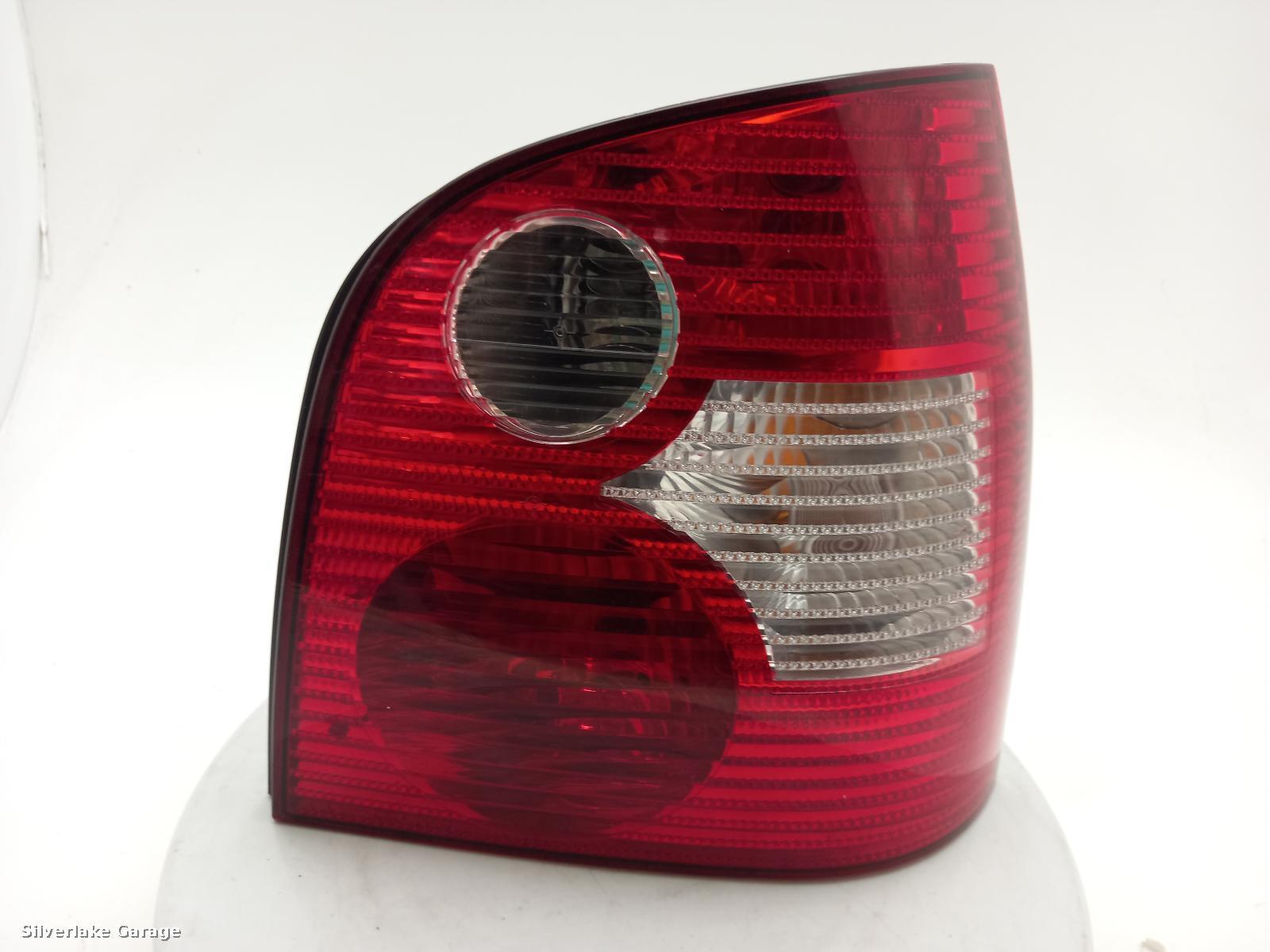 View Auto part R Taillight VOLKSWAGEN POLO 2004