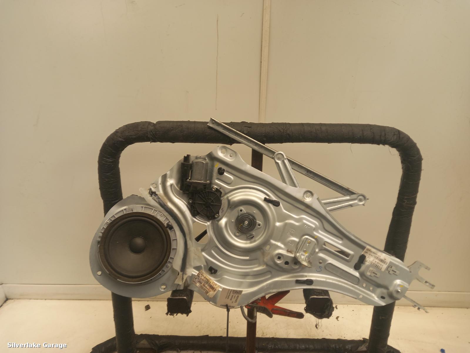 View Auto part RF Window Regulator KIA SPORTAGE 2014