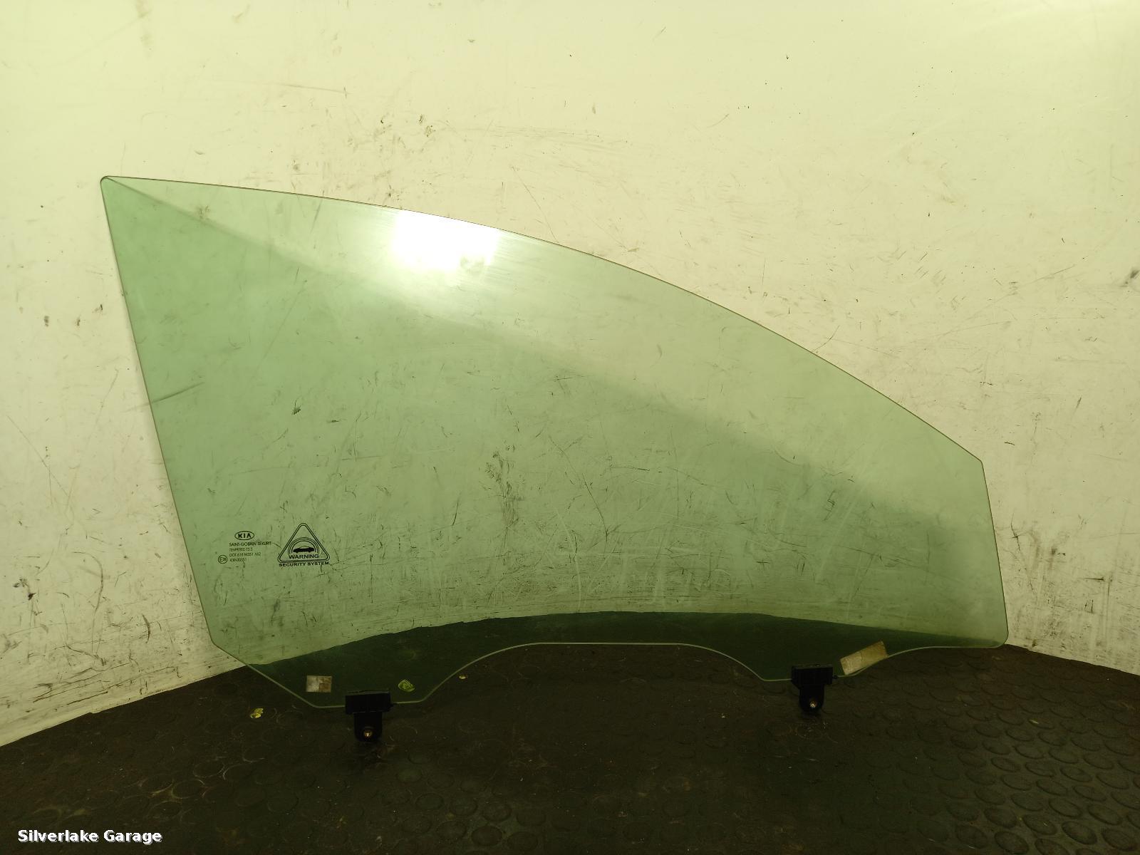 View Auto part RF Door Window KIA SPORTAGE 2014