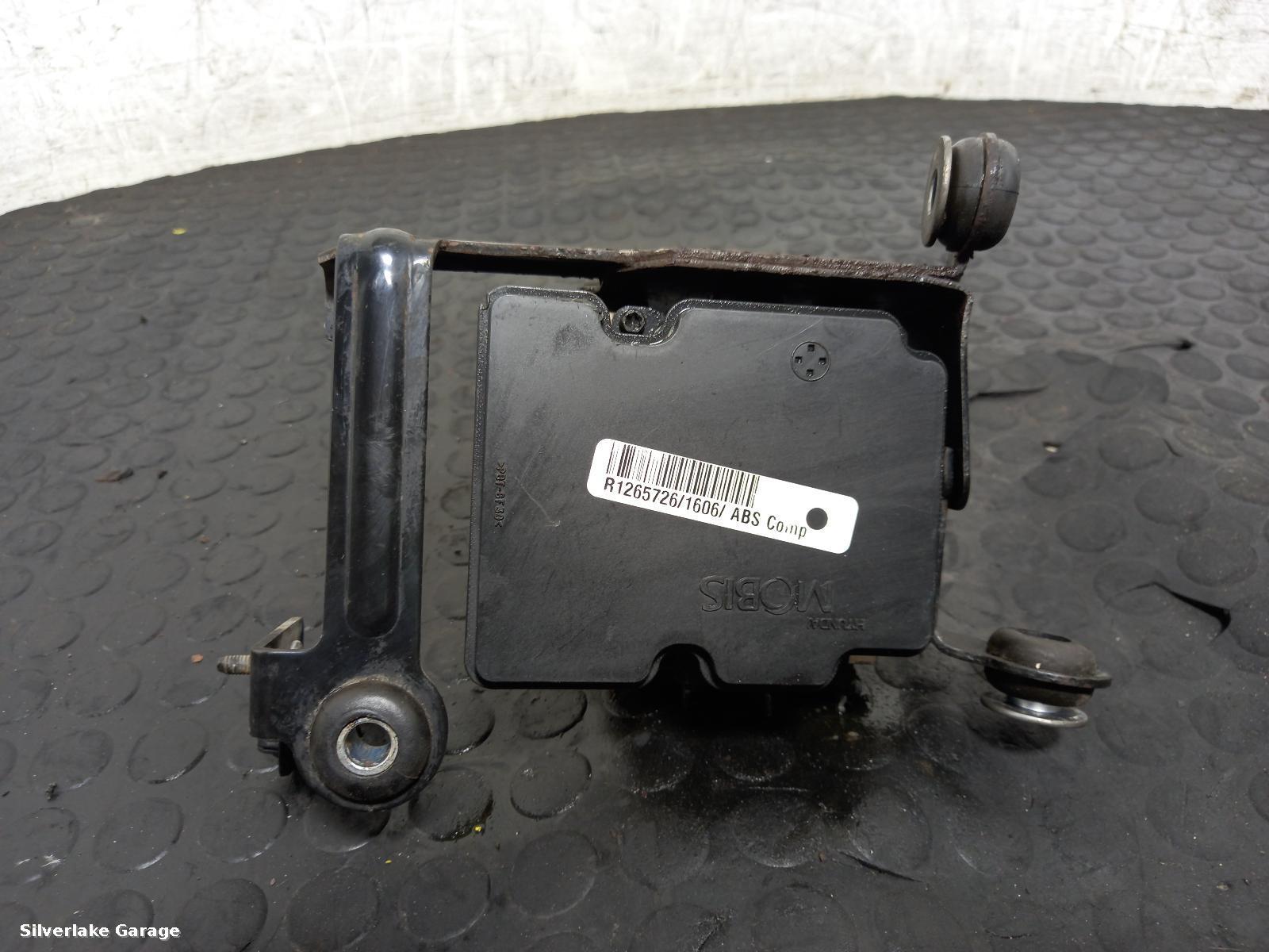 View Auto part ABS Pump/Modulator HYUNDAI I20 2013