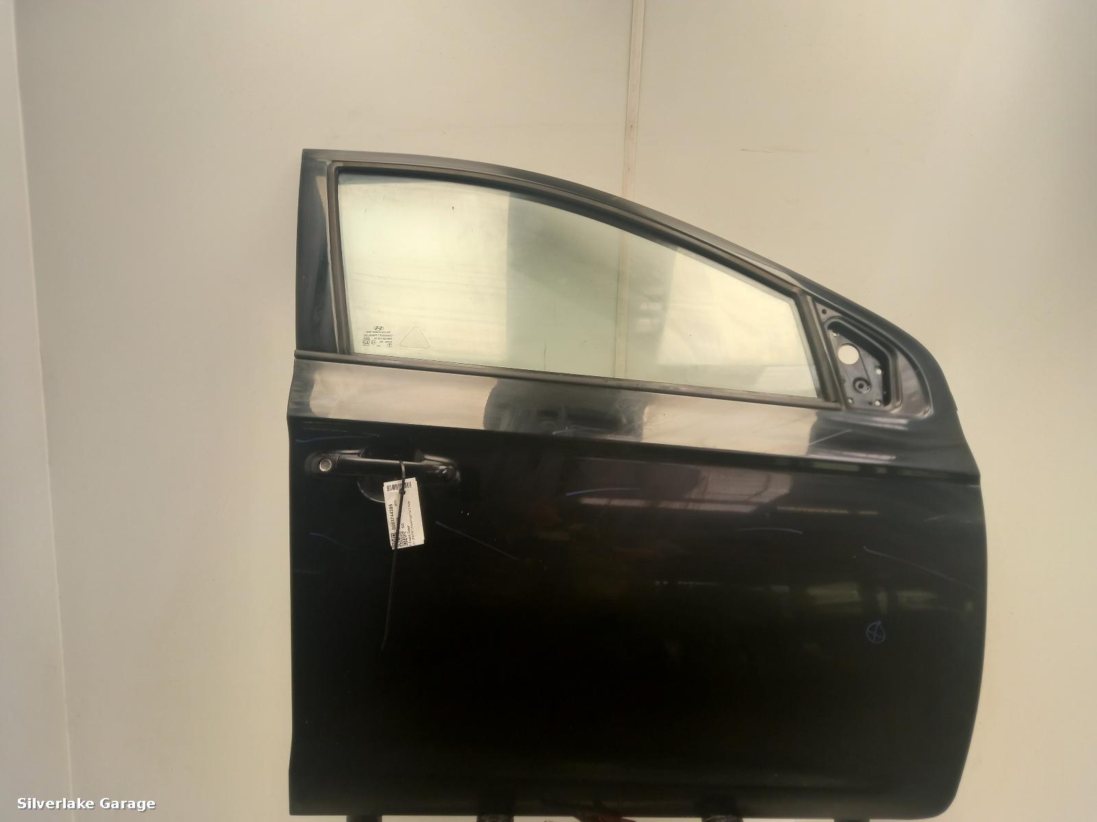 View Auto part R Front Door HYUNDAI I20 2013