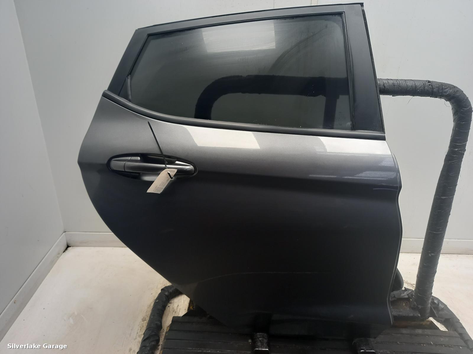 View Auto part R Rear Door FORD FIESTA 2018