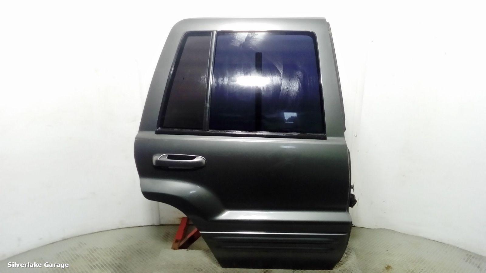 View Auto part R Rear Door JEEP GRAND CHEROKEE 2003