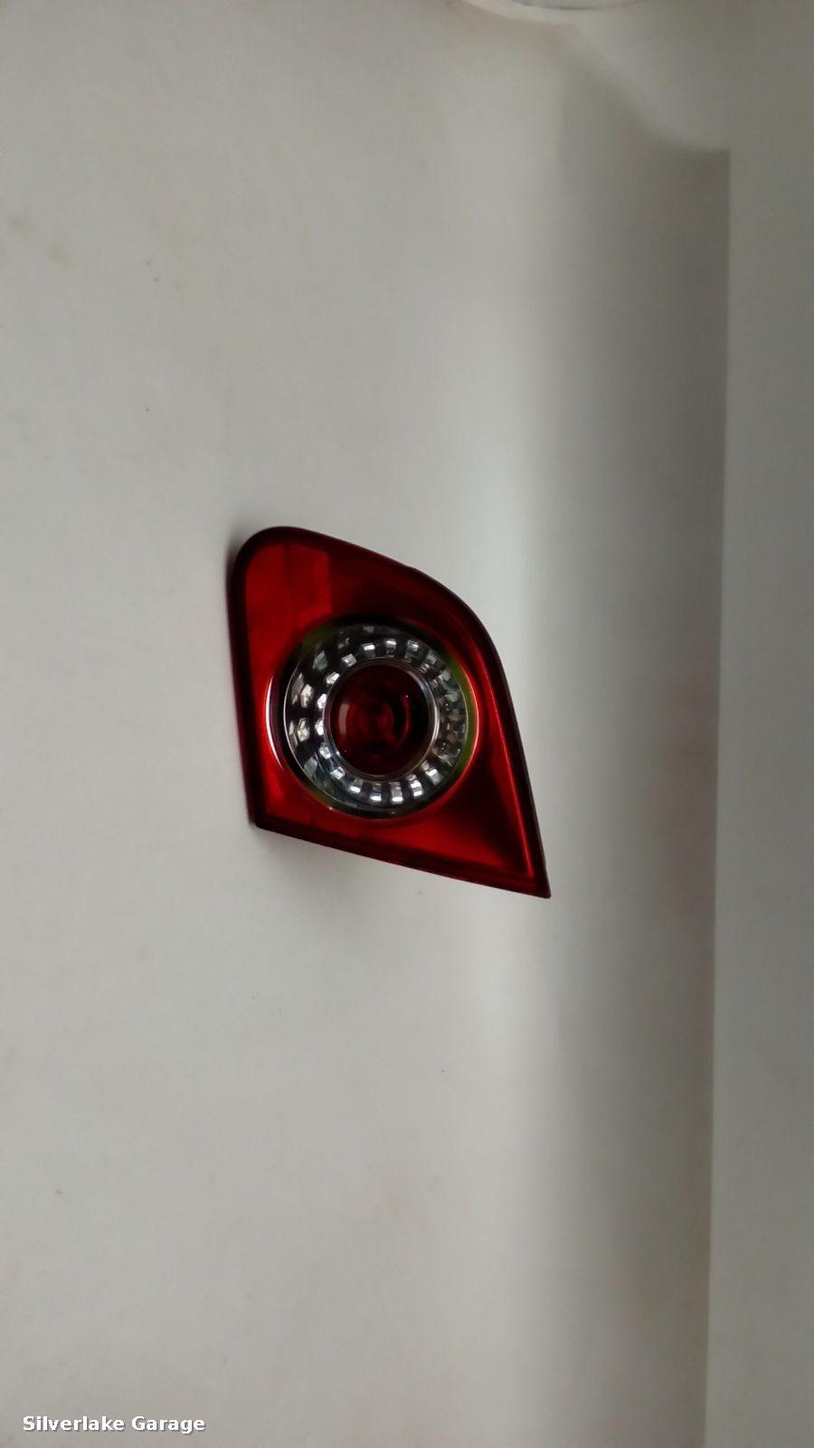 View Auto part R Taillight VOLKSWAGEN PASSAT 2007