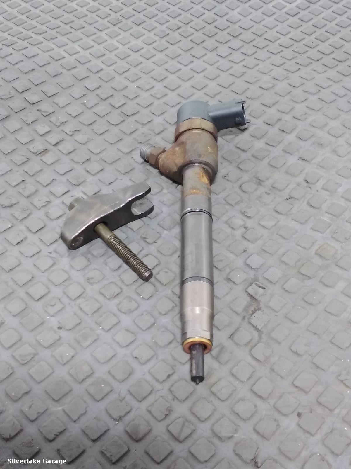 View Auto part Fuel Injector KIA SOUL 2009