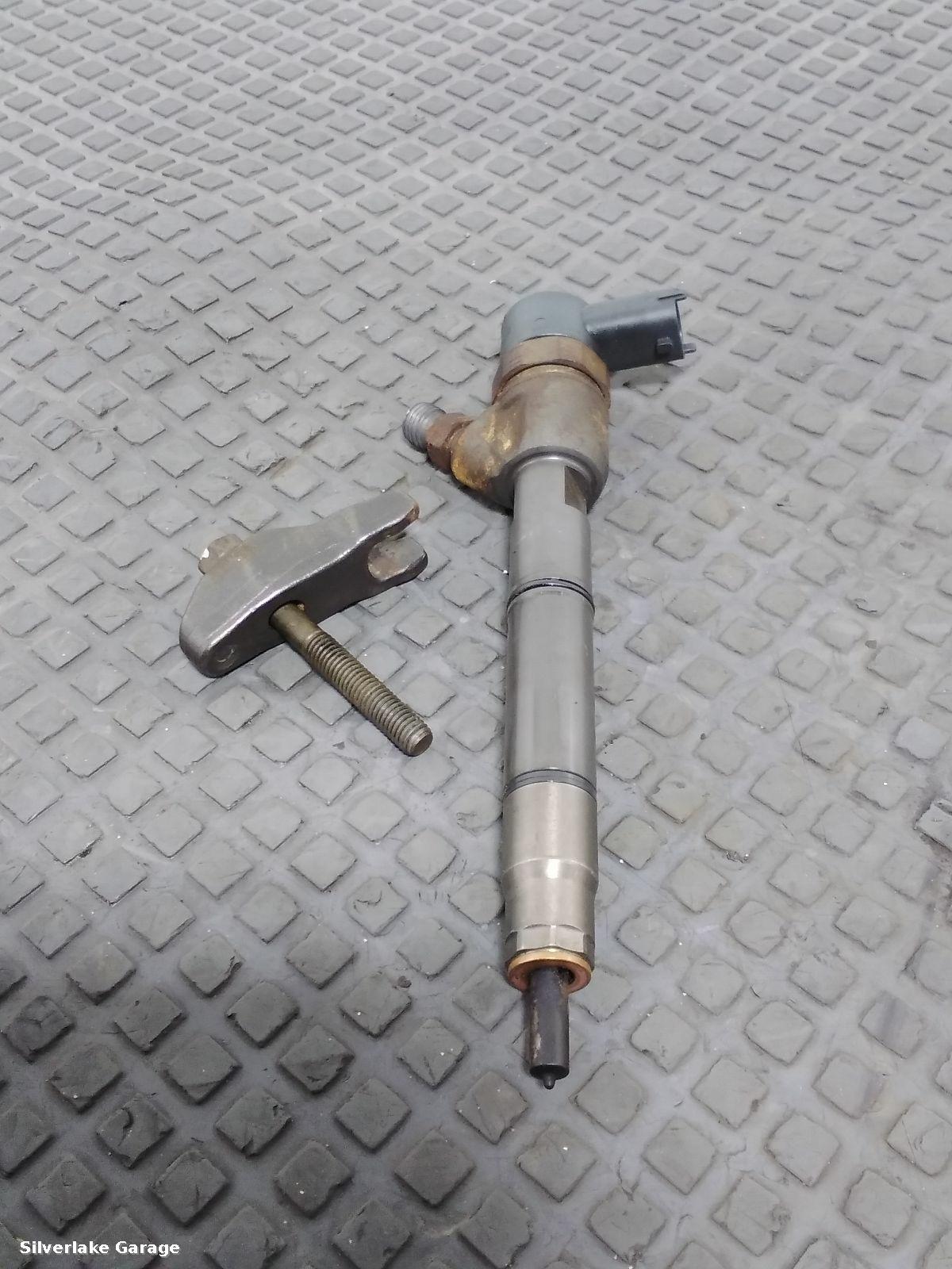 View Auto part Fuel Injector KIA SOUL 2009