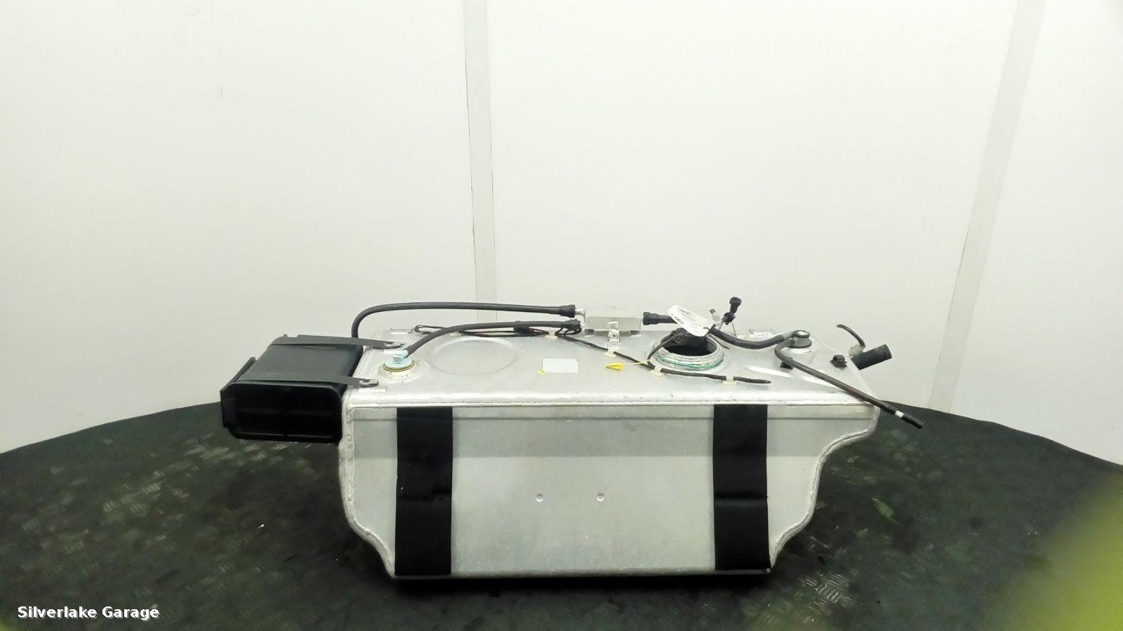 View Auto part Fuel Tank MASERATI QUATTROPORTE 2009