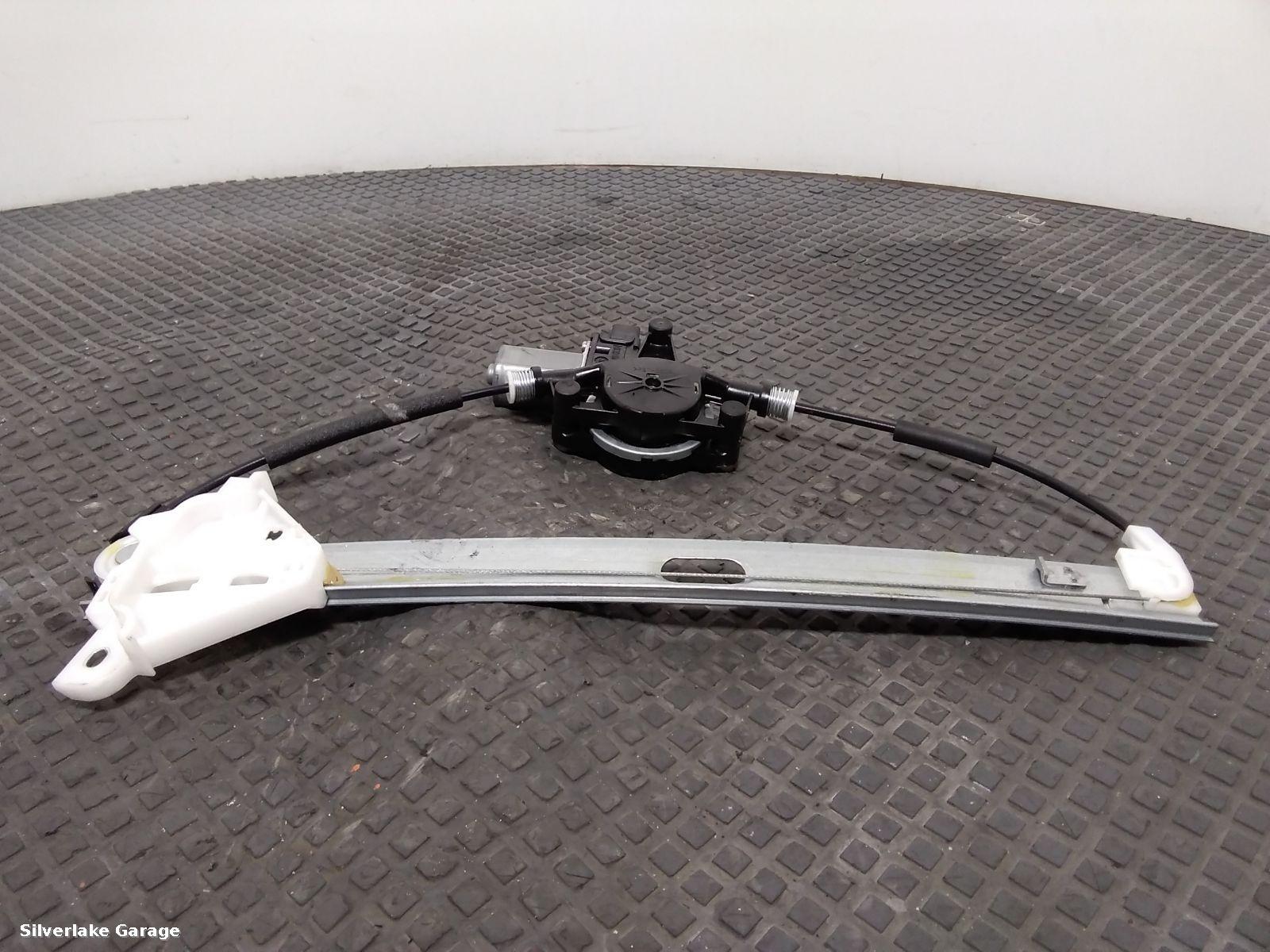 View Auto part RR Window Regulator MAZDA CX-5 2020