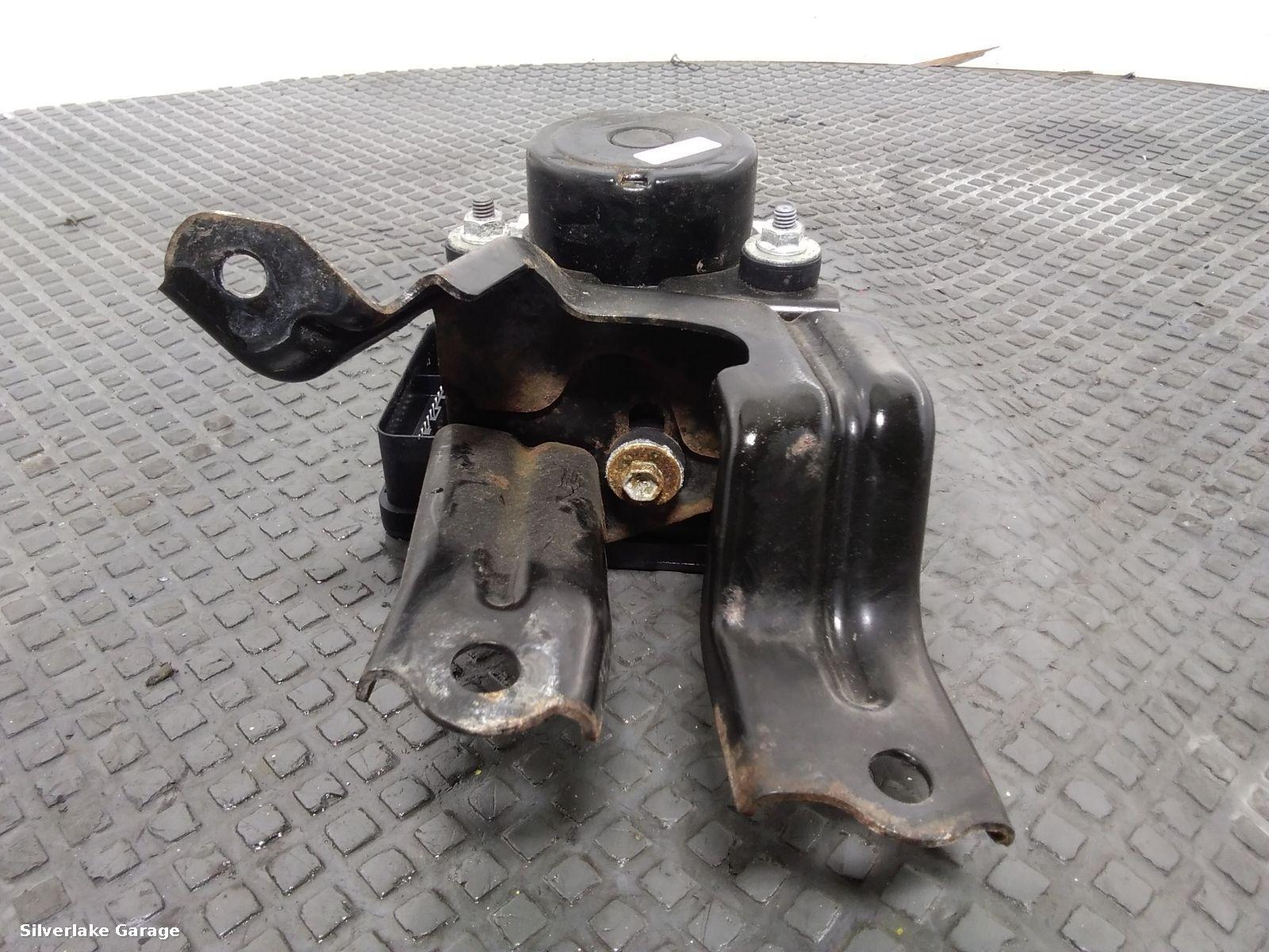 View Auto part ABS Pump/Modulator TOYOTA YARIS 2014